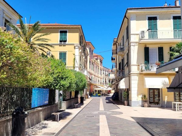 appartamento in vendita a Diano Marina