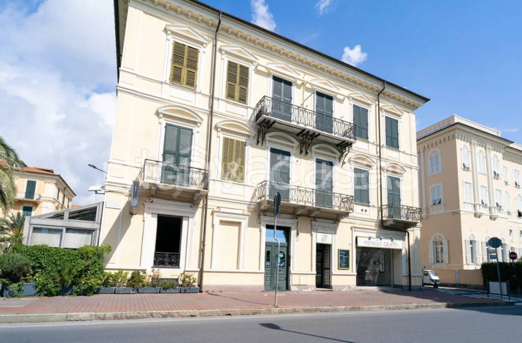 appartamento in vendita a Diano Marina