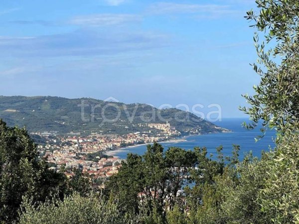 casa indipendente in vendita a Diano Marina