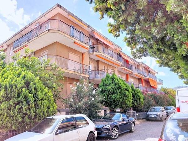 appartamento in vendita a Diano Marina
