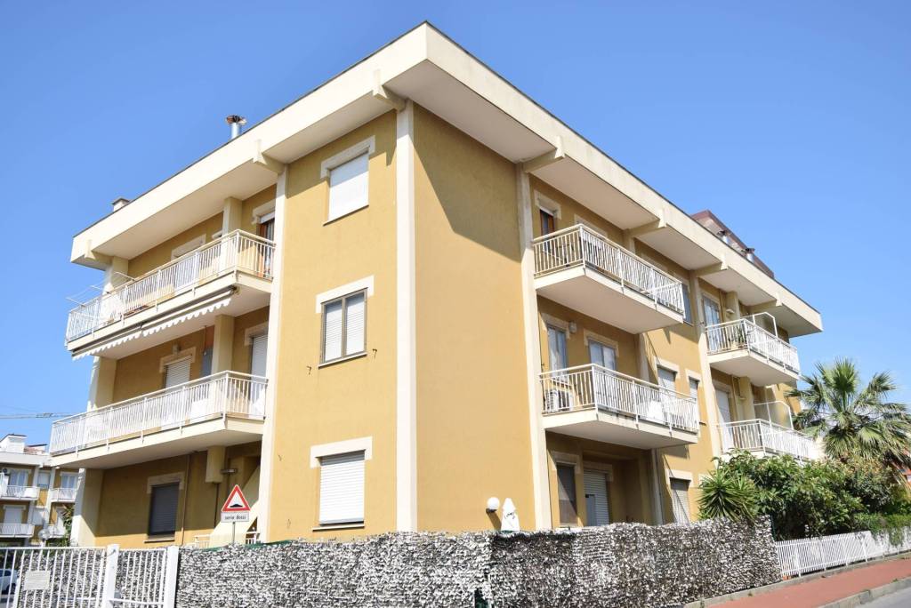 appartamento in vendita a Diano Marina