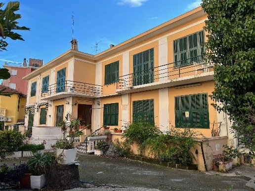 villa in vendita a Diano Marina