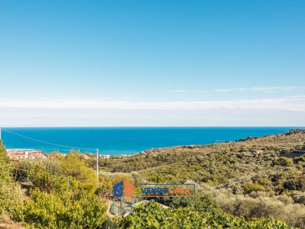 casa indipendente in vendita a Diano Marina in zona Serreta