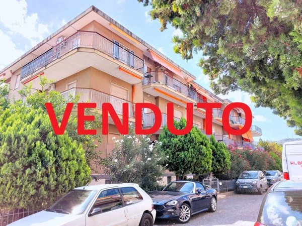 appartamento in vendita a Diano Marina