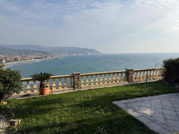 appartamento in vendita a Diano Marina