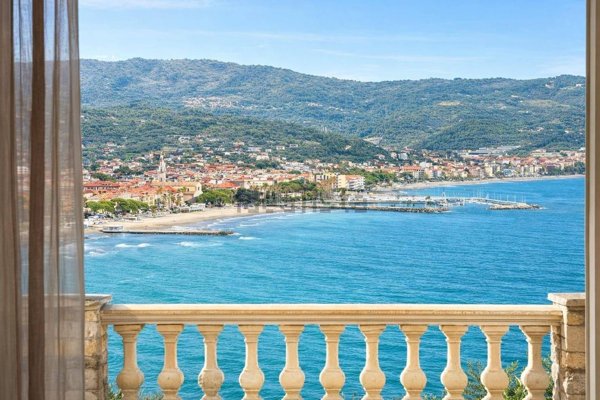 appartamento in vendita a Diano Marina