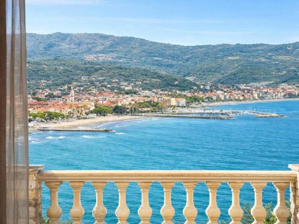 appartamento in vendita a Diano Marina