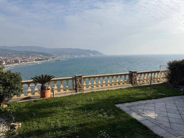 appartamento in vendita a Diano Marina