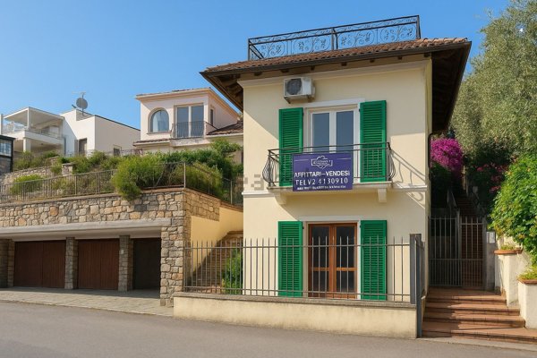 casa indipendente in vendita a Diano Marina
