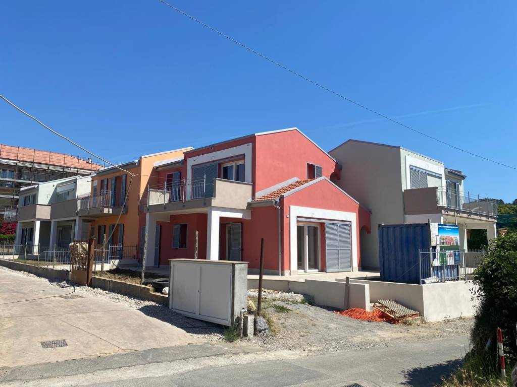 appartamento in vendita a Diano Marina in zona Calderina