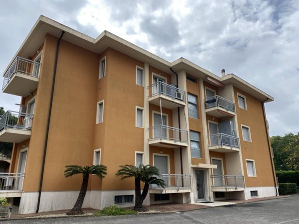 appartamento in vendita a Diano Marina in zona Calderina
