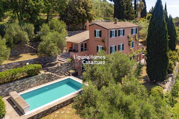 casa indipendente in vendita a Diano Marina