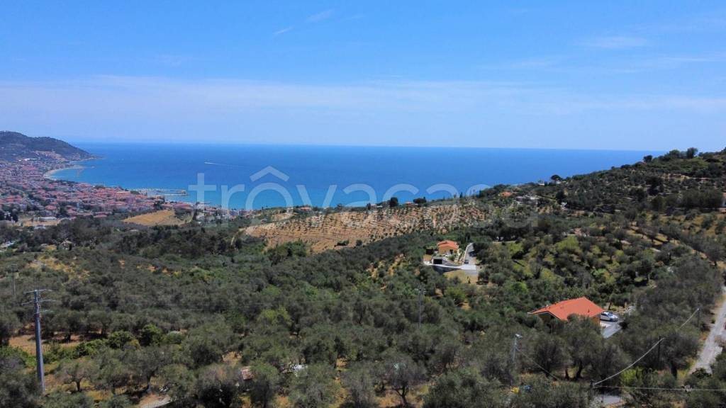 casa indipendente in vendita a Diano Marina