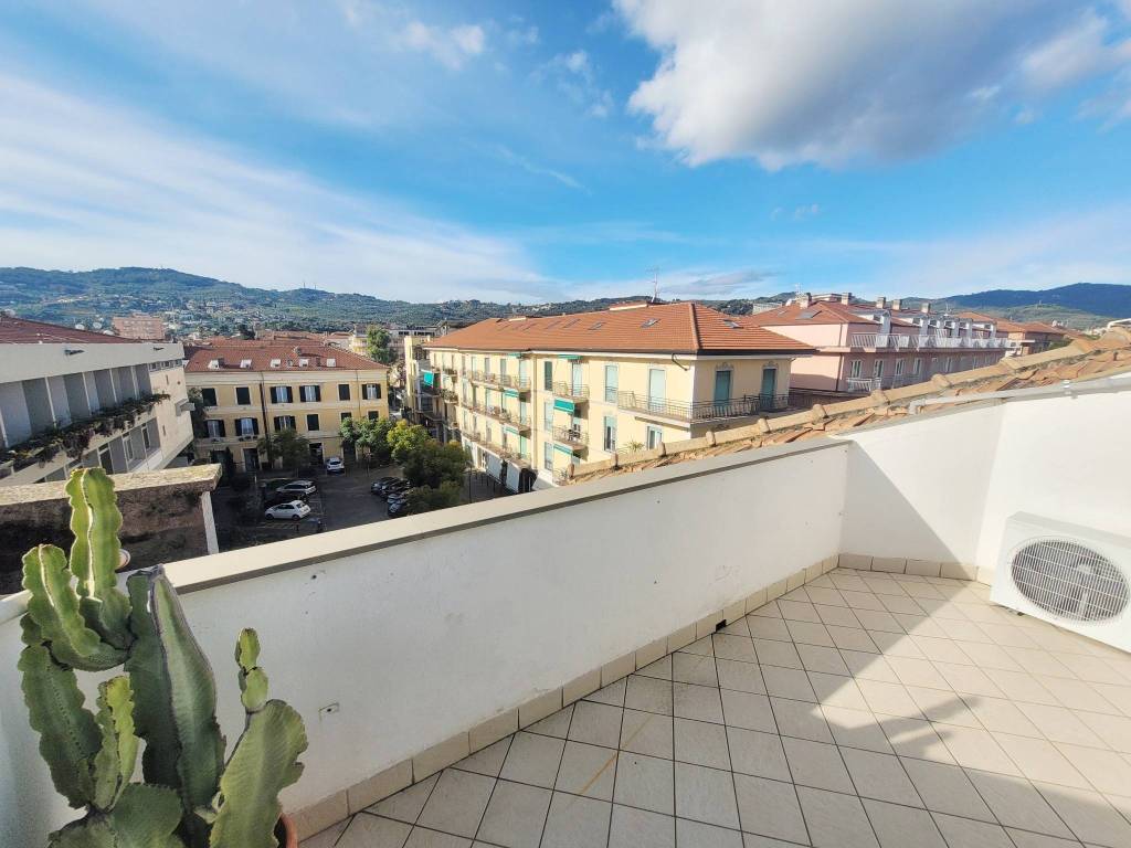 appartamento in vendita a Diano Marina