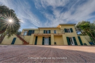 casa indipendente in vendita a Diano Marina