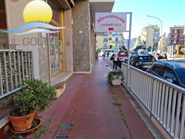 negozio in vendita a Diano Marina