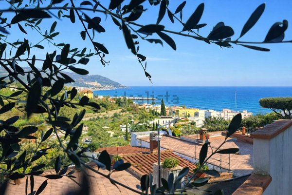 appartamento in vendita a Diano Marina