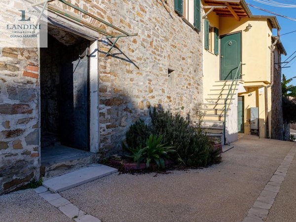 appartamento in vendita a Diano Marina in zona Serreta