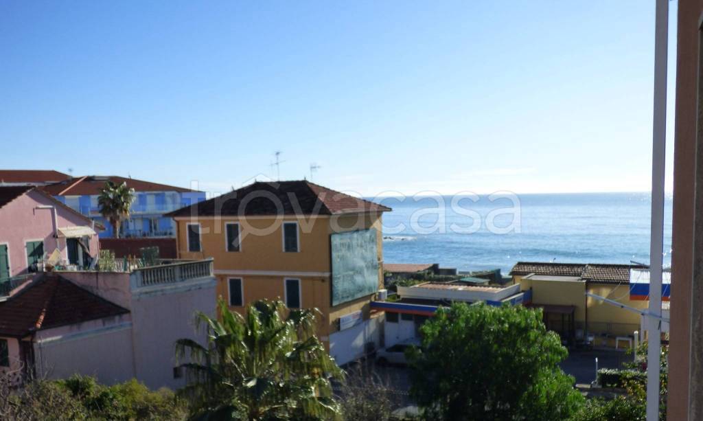 appartamento in vendita a Diano Marina