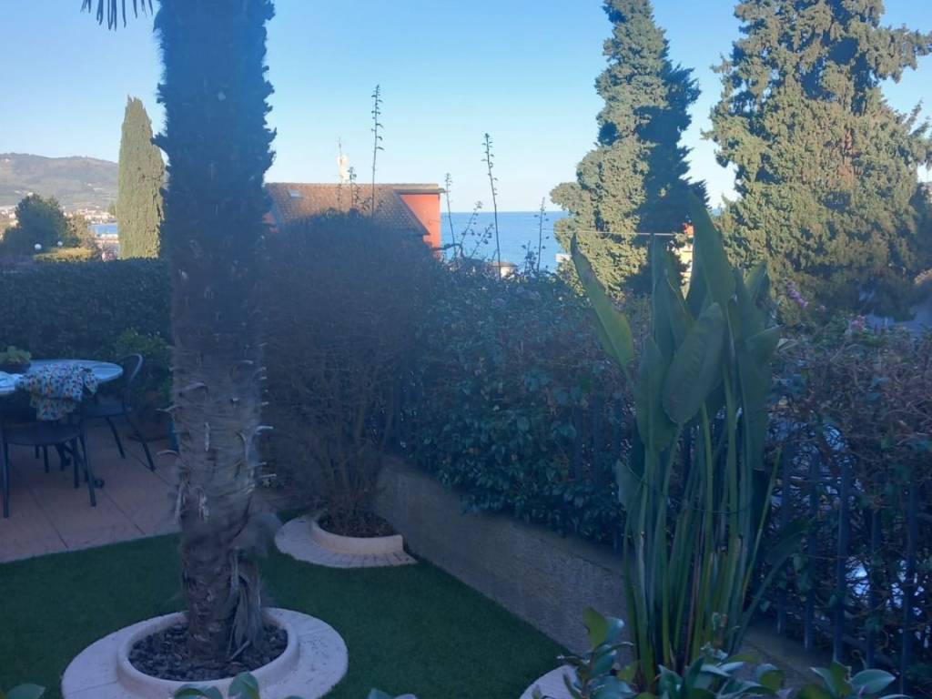 appartamento in vendita a Diano Marina