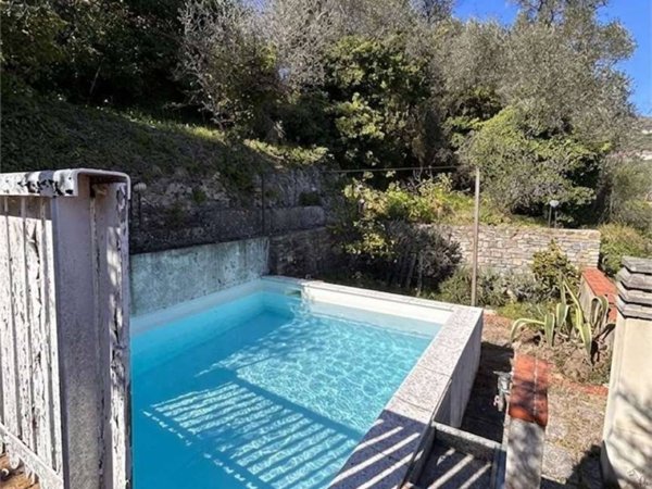 casa indipendente in vendita a Diano Marina