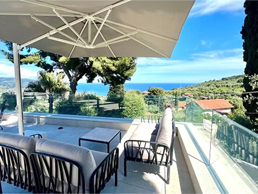 casa indipendente in vendita a Diano Marina in zona Gorleri