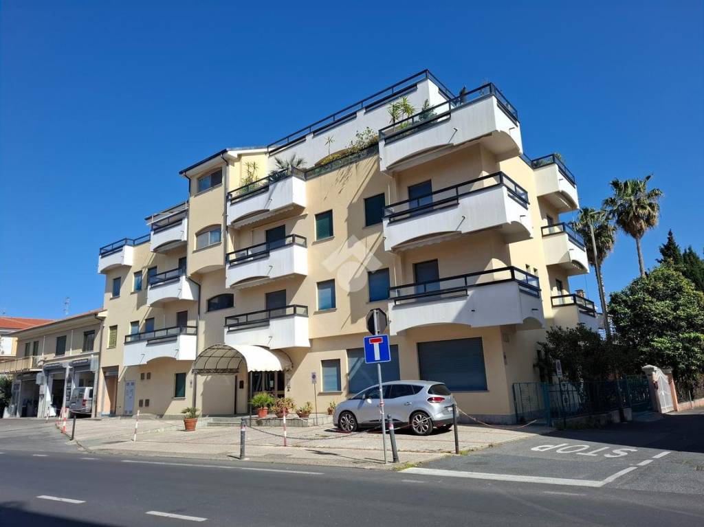 appartamento in vendita a Diano Marina