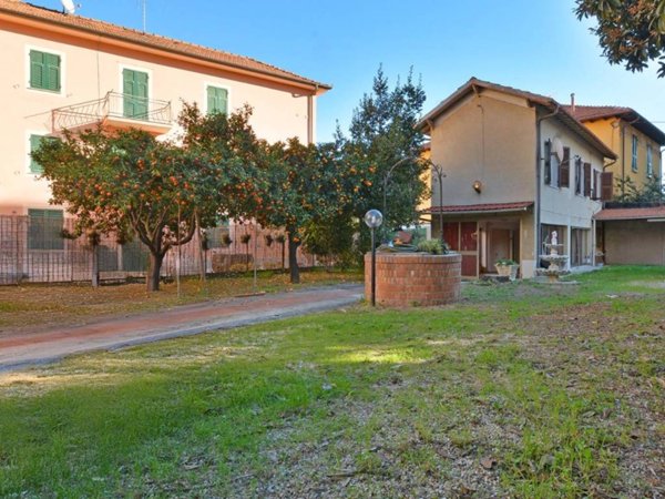 casa indipendente in vendita a Diano Marina