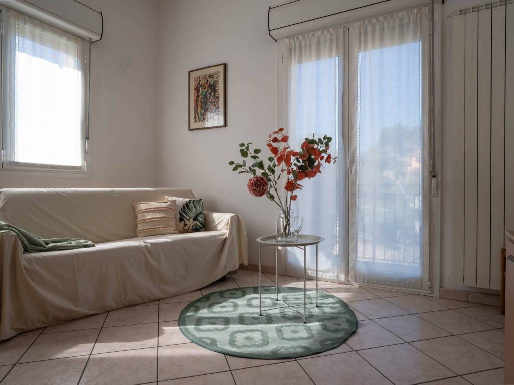 appartamento in vendita a Diano Marina in zona Calderina