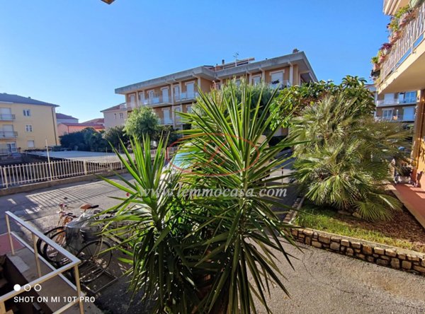 appartamento in vendita a Diano Marina in zona Calderina