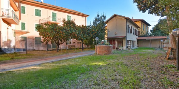 casa indipendente in vendita a Diano Marina