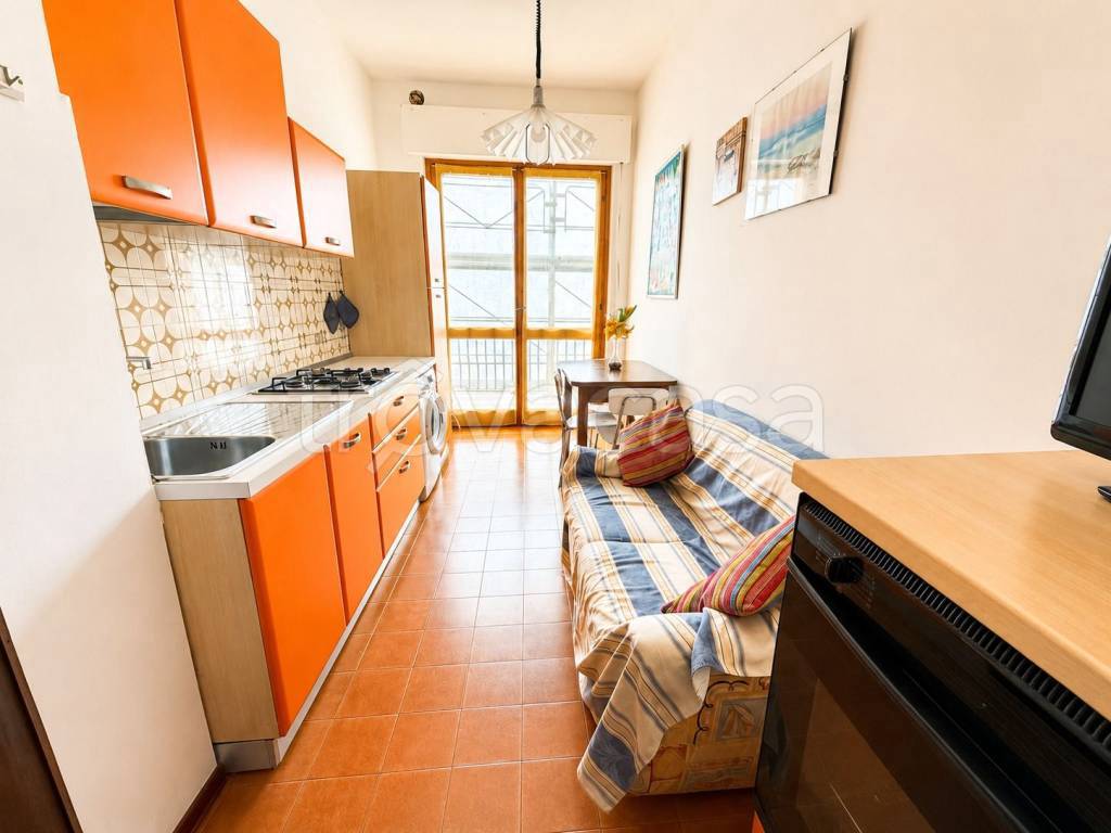appartamento in vendita a Diano Marina in zona Calderina