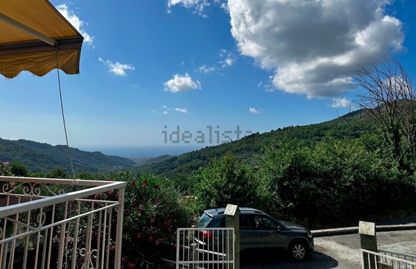 casa semindipendente in vendita a Diano Marina