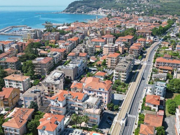 appartamento in vendita a Diano Marina