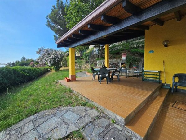 casa indipendente in vendita a Diano Marina in zona Calderina
