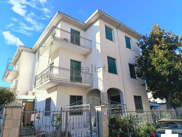 appartamento in vendita a Diano Marina in zona Calderina