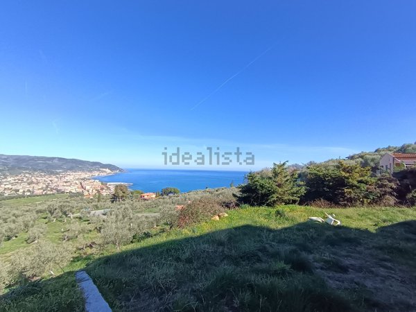 appartamento in vendita a Diano Marina in zona Gorleri