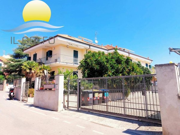 appartamento in vendita a Diano Marina in zona Calderina
