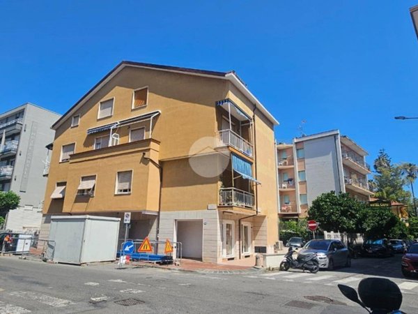 appartamento in vendita a Diano Marina