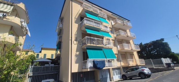 appartamento in vendita a Diano Marina in zona Calderina