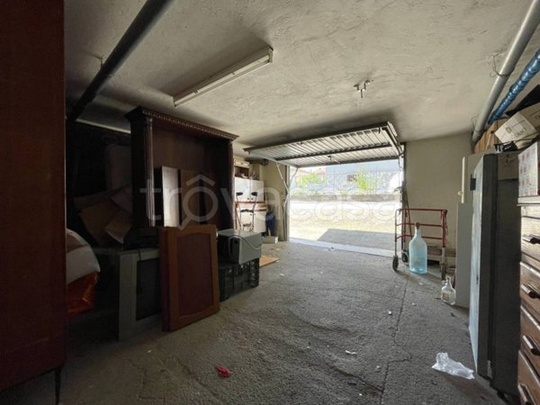locale di sgombero in vendita a Diano Marina in zona Calderina