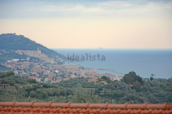 casa indipendente in vendita a Diano Marina in zona Gorleri