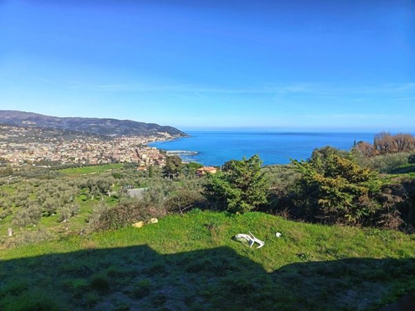 appartamento in vendita a Diano Marina