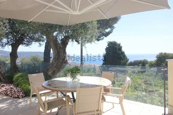 casa indipendente in vendita a Diano Marina in zona Gorleri