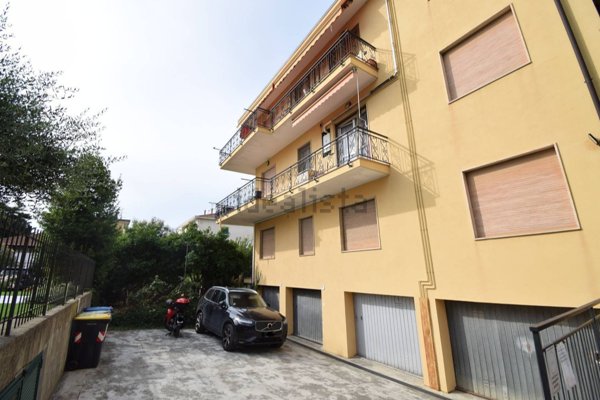 appartamento in vendita a Diano Marina in zona Calderina