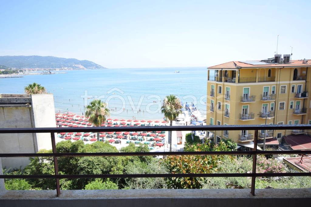 appartamento in vendita a Diano Marina