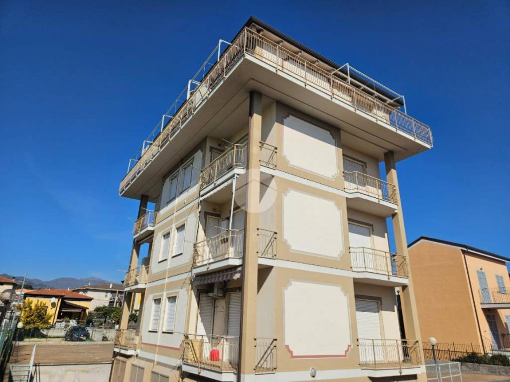 appartamento in vendita a Diano Marina in zona Calderina