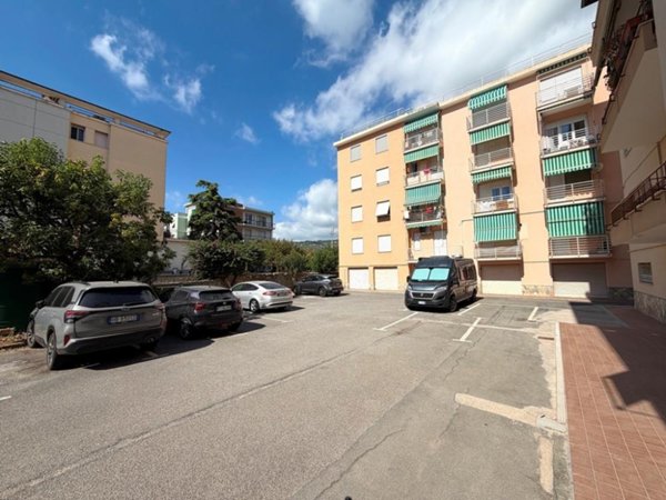 appartamento in vendita a Diano Marina