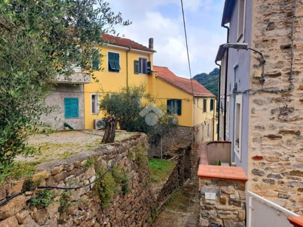 appartamento in vendita a Diano San Pietro