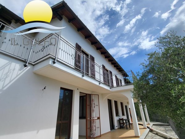 casa indipendente in vendita a Diano San Pietro